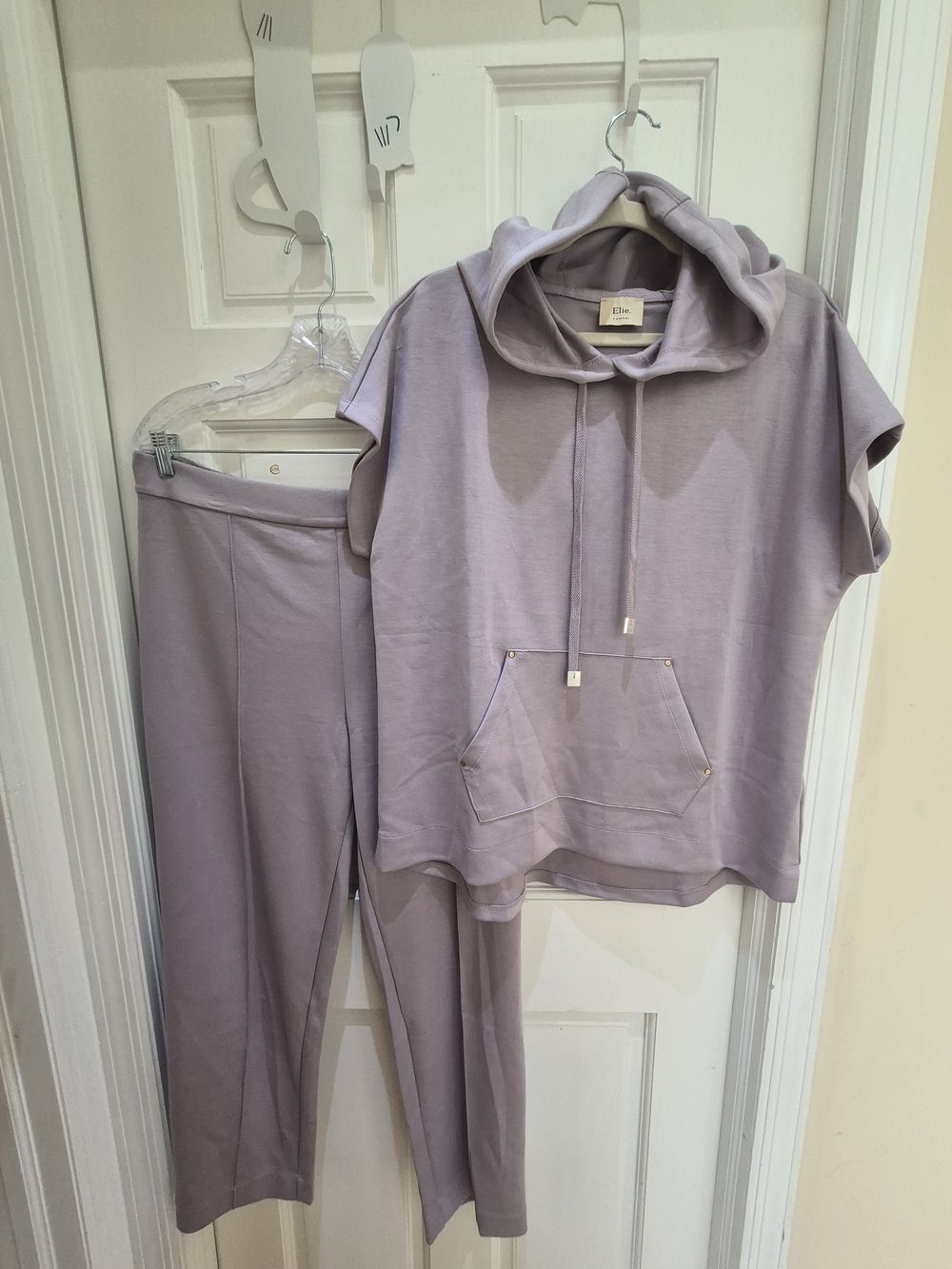 Elie Tahari Lilac Hooded Set - Top & Pants Size L